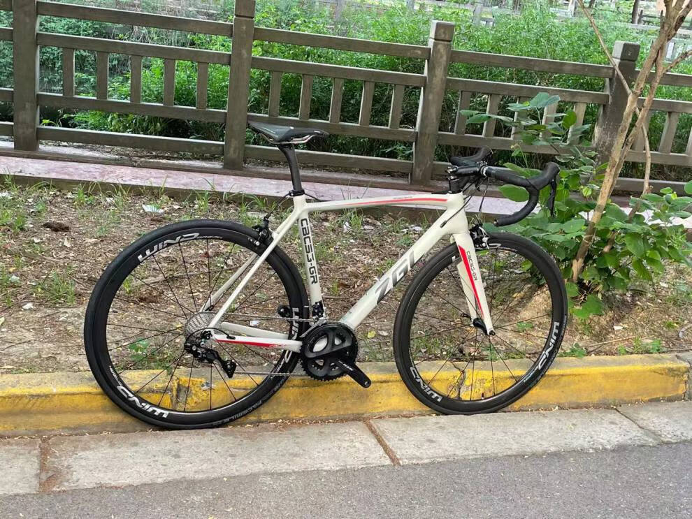 公路自行车碳纤维赛车zgl中国龙廖技师定制组装碳纤维公路车自行车crb