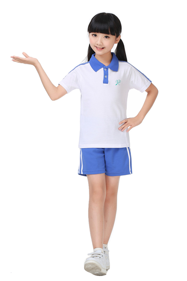 2000年小学校服图片