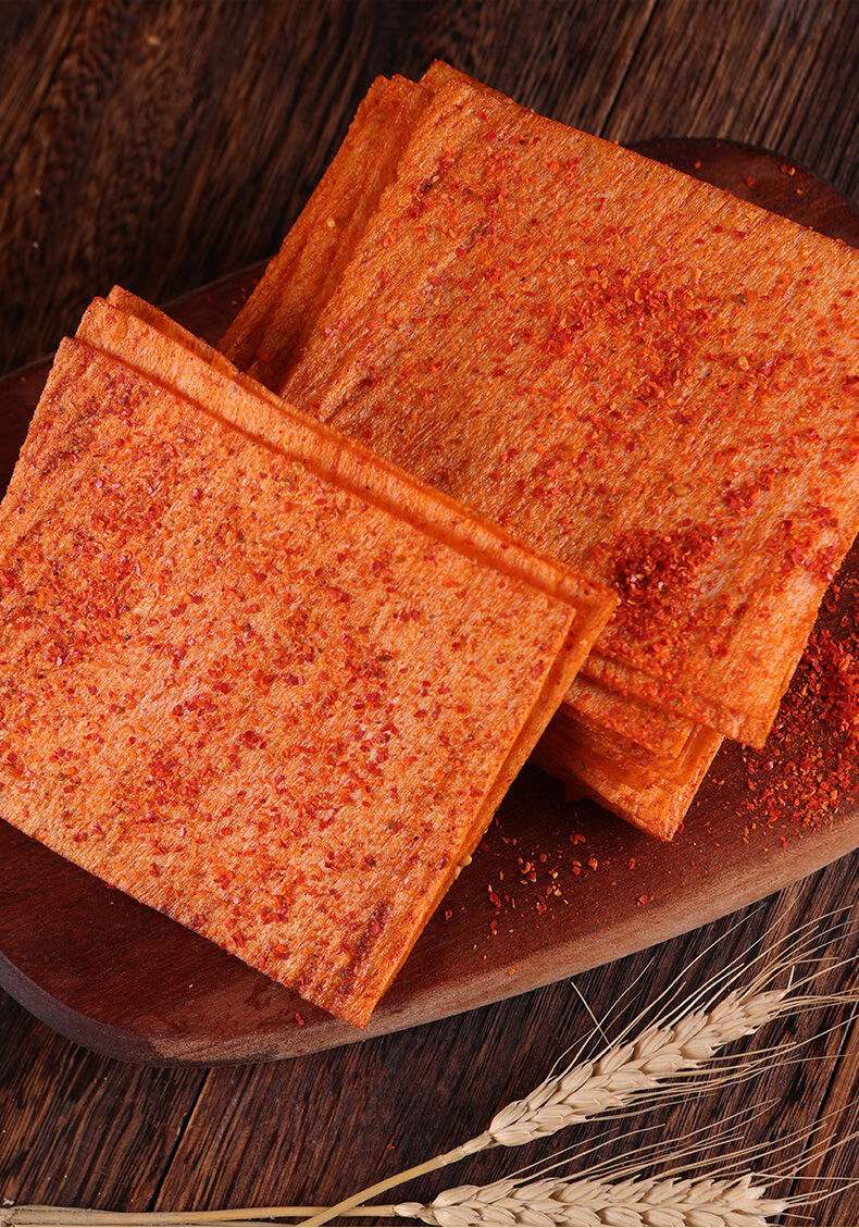 手撕大辣片网红辣条湖南特产麻辣片8090后儿时怀旧零食小吃批发无穷片