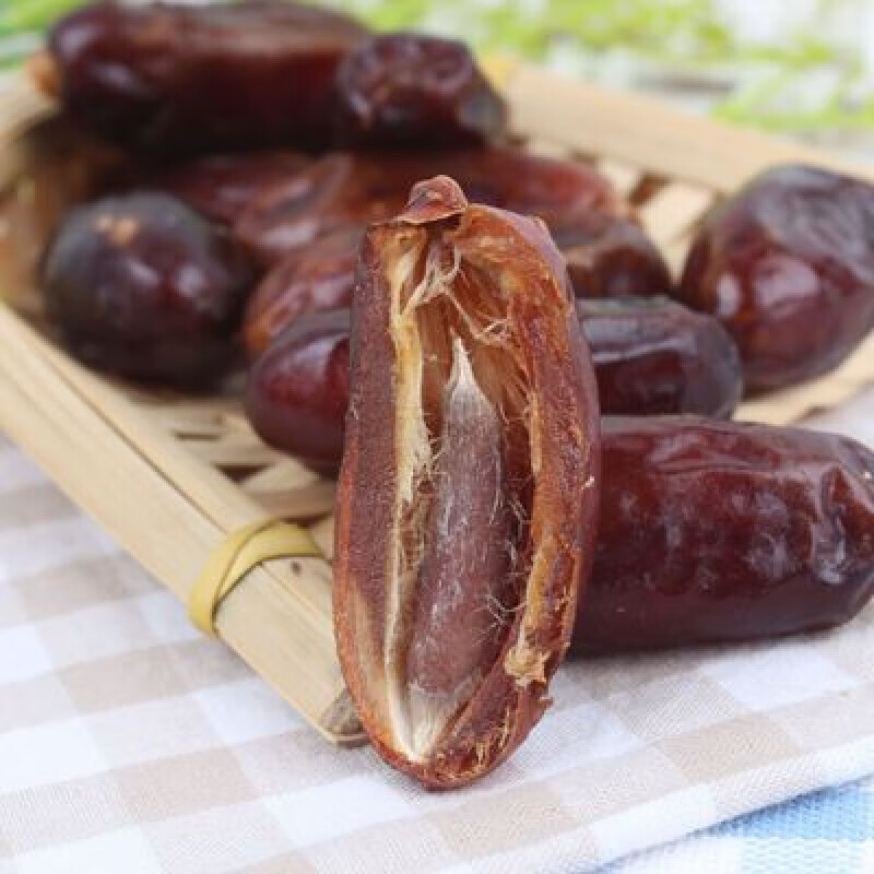 椰枣免洗5斤装伊拉克黄金椰枣沙特黑椰枣新鲜蜜枣迪拜阿联酋黑椰枣1斤