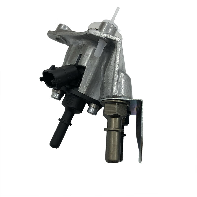 5尿素泵2.2喷嘴总成喷射阀喷嘴芯0444043016 原厂博世2.