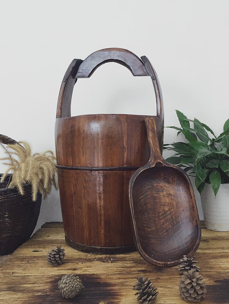 中式怀旧复古仿古手提实塑料水桶老式传统老物件摆件古典影视道具 木