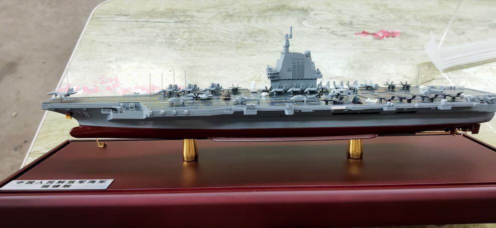 福建舰航空母舰模型1:900中国03型18号仿真成品摆件 海军收藏 1:900