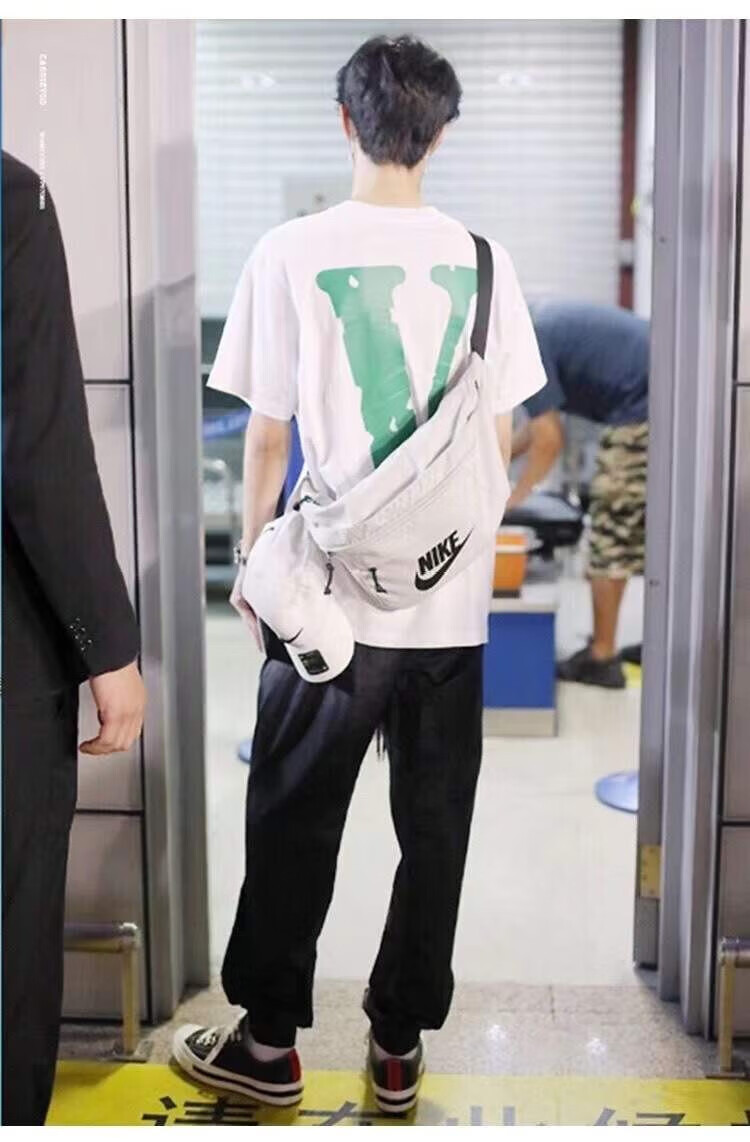 2022新款nike耐克王一博同款斜挎包运动腰胸学生单肩男女ba5751同款