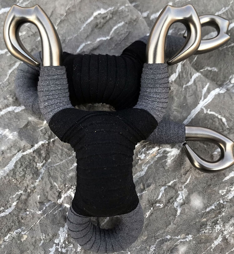 304不锈钢冷弯弹弓传统小s反曲弹弓定做钛合金羚羊狐狸弓一把抓户外