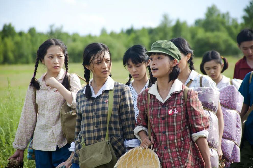 70-80年代时期知青下乡服装话剧舞台服农民工人村姑演出服装 绿上衣