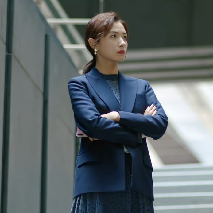 简言的夏冬简言万茜同款连衣裙长袖秋装镂空网纱透视波点长裙黑色优囹