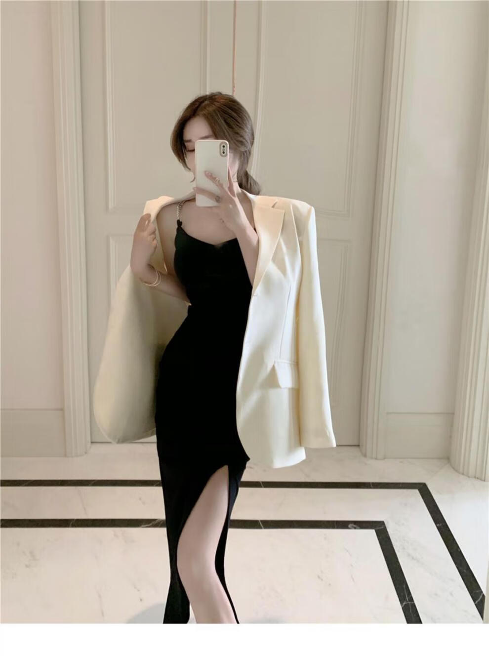 吊带连衣裙女新款心机链条收腰打底裙修身显瘦中长裙黑色s建议7595斤