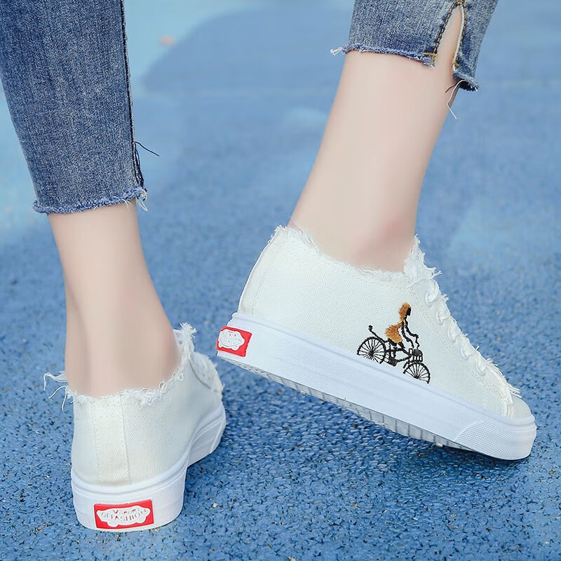 春季平底蓝色布鞋初中学生女士牛仔布帆布鞋女生球鞋少女韩版板 单车