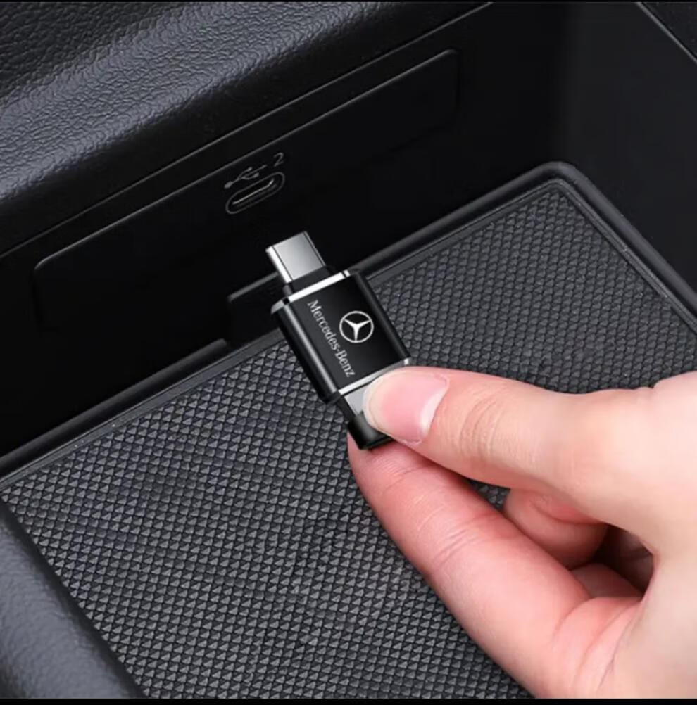 c级行车记录仪u盘type-c高速大容量奔驰新款c级s级专用全景车载优盘3