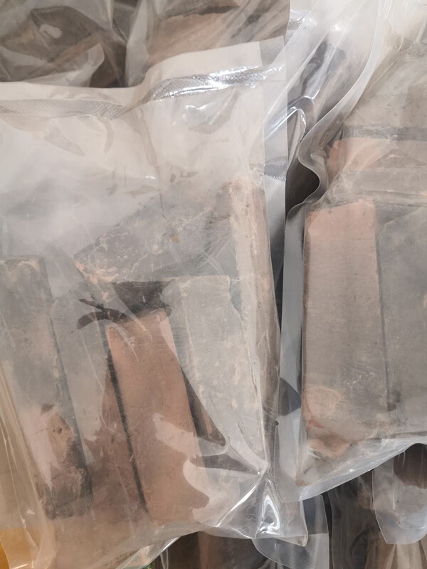 异食癖烟熏黄土条块饼烟熏胶泥烤土胶黄土非可食用非可以吃的土烟熏