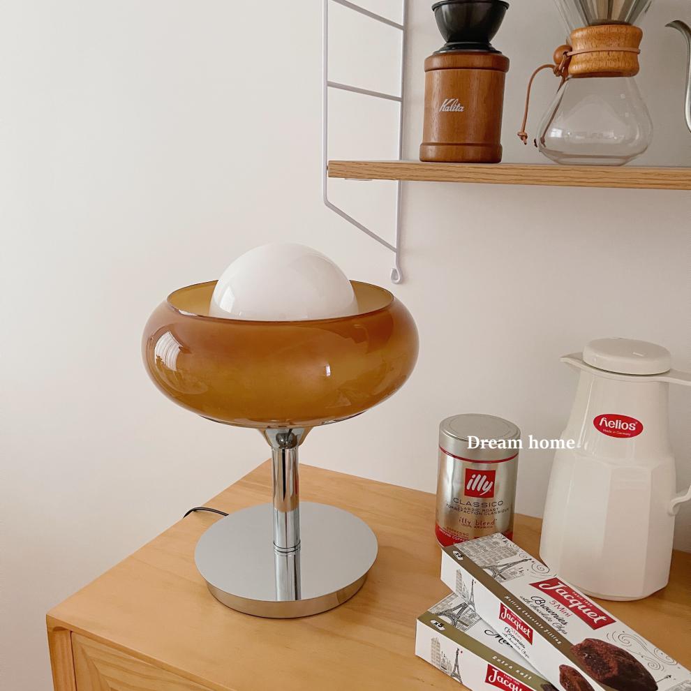 dreamhome包豪斯台灯蛋挞灯摄基地韩国博主vintage中古风台灯台灯学习