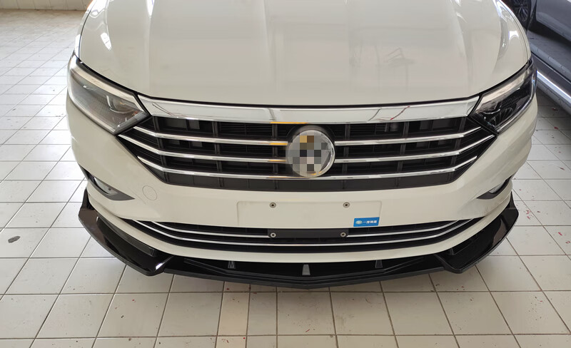 2019--22款新速腾前铲战斗款前唇小包围护角前杠防撞刮外观改装饰