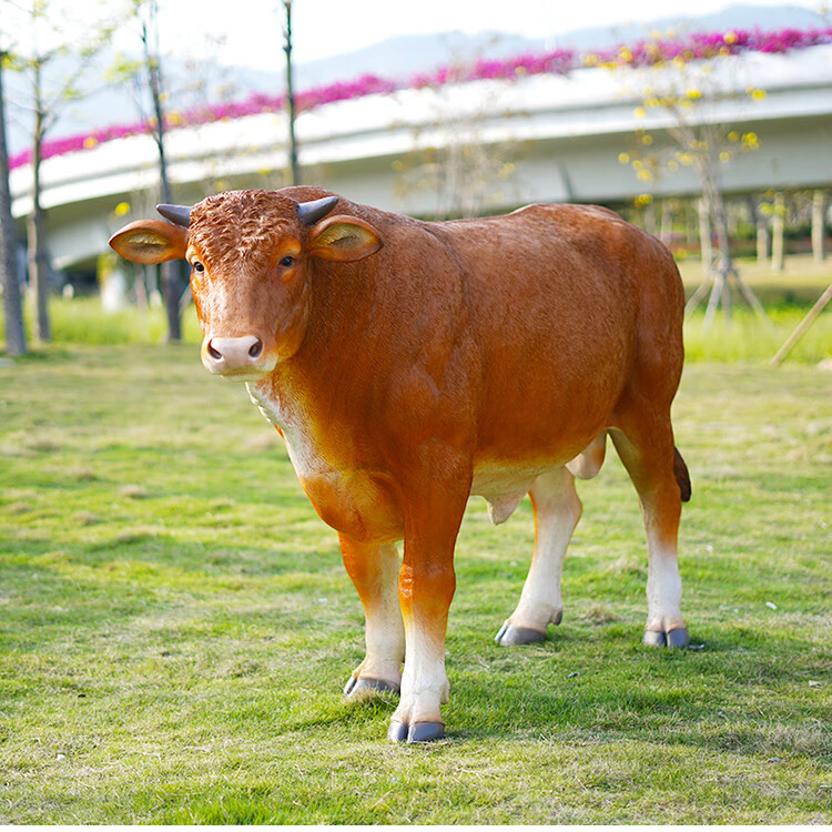仿真黄牛雕塑摆件动物摆设西门塔尔牛大模型园林景观公园装饰户外米
