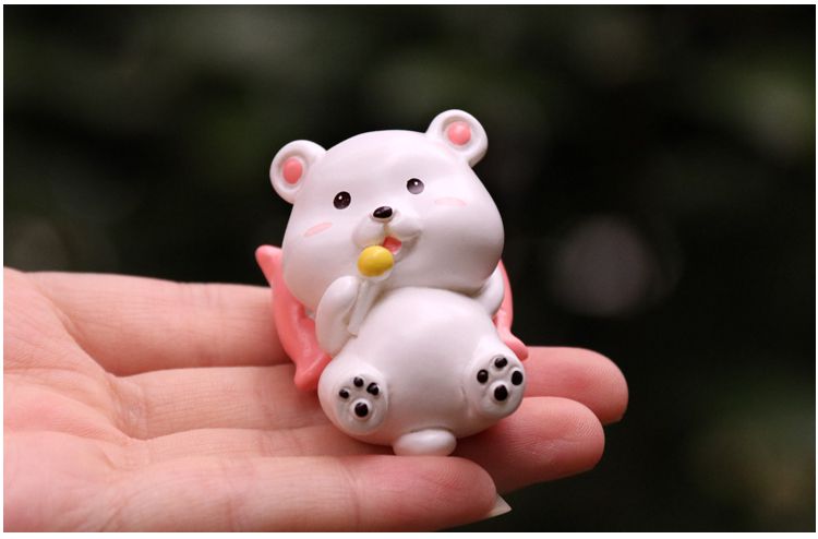 爱心熊盲盒可爱圣诞节小白熊爱心q版北极熊公仔盲盒树脂工艺品玩偶