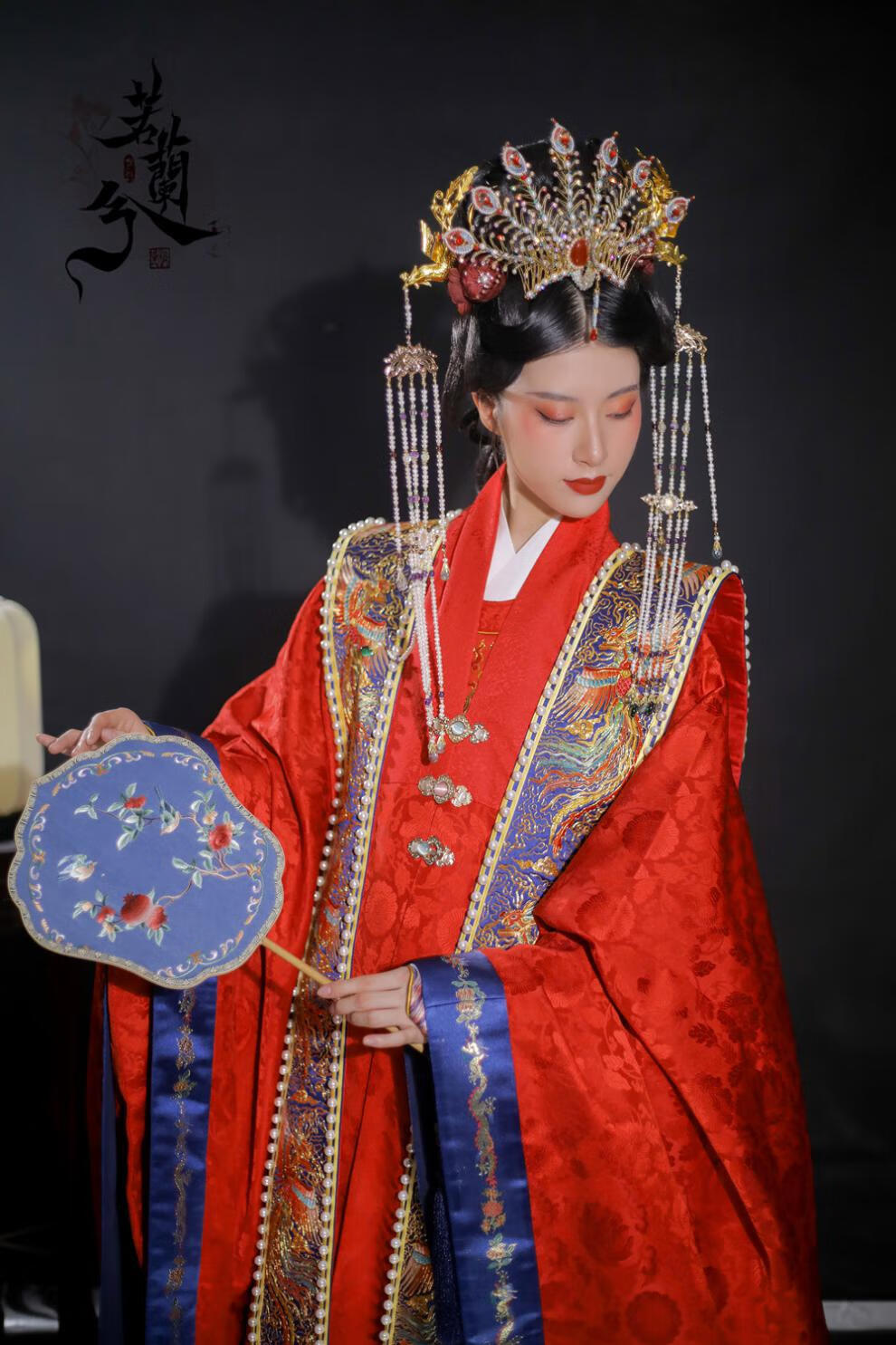 明制婚服明朝结婚婚宴皇后大衫霞帔缀吉服传统婚礼套圆领袍夫妻套装