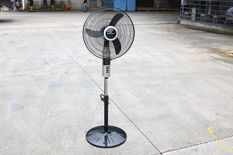 冠凌电风扇立式家用静音16寸18寸大风量铁叶遥控款纯铜电机落地扇18寸