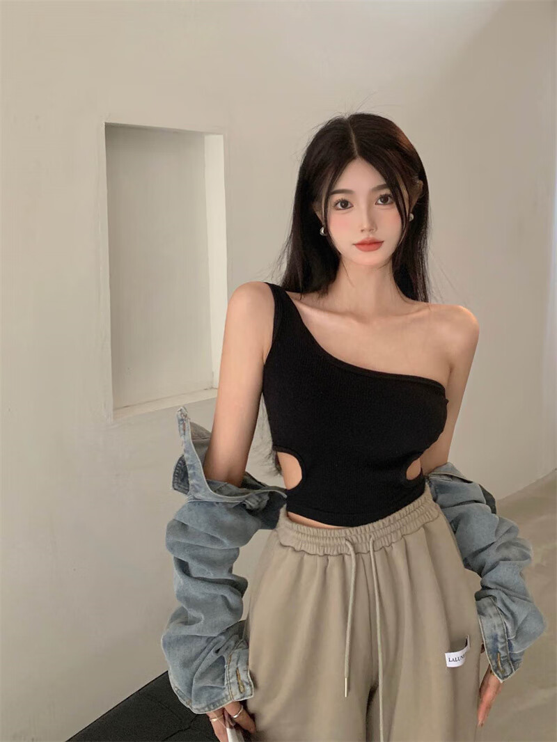 优衣库联名官方同款辣妹性感露腰外穿短款上衣女设计感别致内搭打底衫