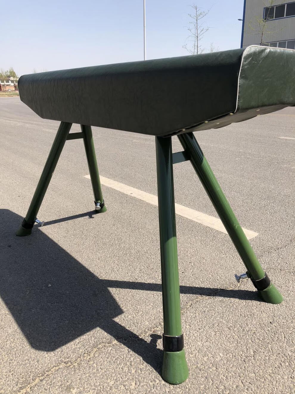 木马新款四簧助跳板跳马田径军训器材400米障碍器械山羊鞍马踏板 四簧