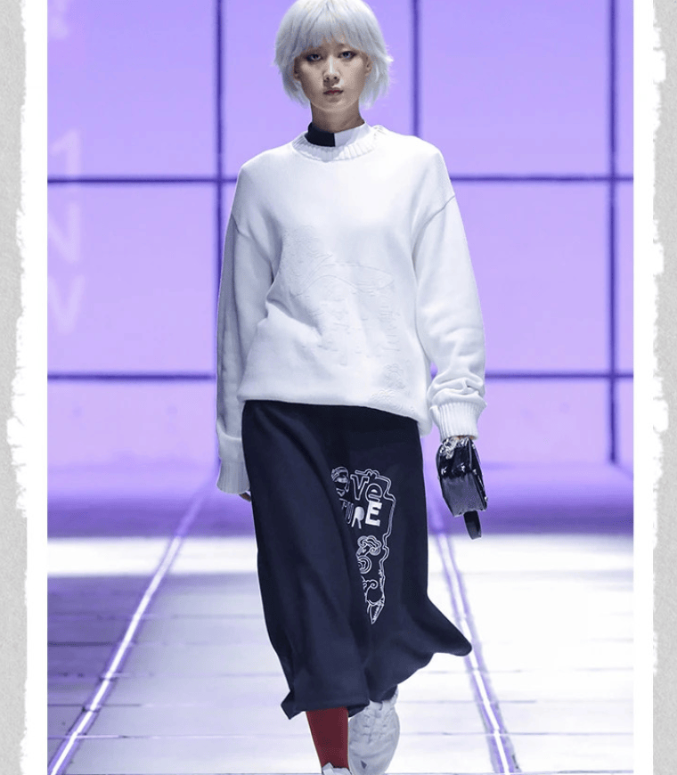 中国李宁2021秋冬季潮流发布走秀款女子套头编织衫标准白ambr0621m