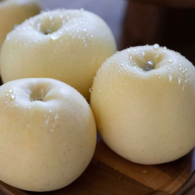 【顺丰直达】黄金奶油富士苹果10斤水果新鲜牛奶白色山东烟台当季整箱