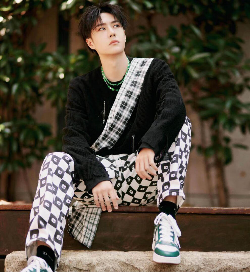 黑色 王一博假两件卫衣 m【图片 价格 品牌 报价】-京东