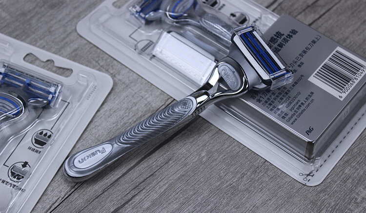 吉列gillette云感小云刀男士手动剃须刀刮胡刀刀片云感刀架5刀头1刀架