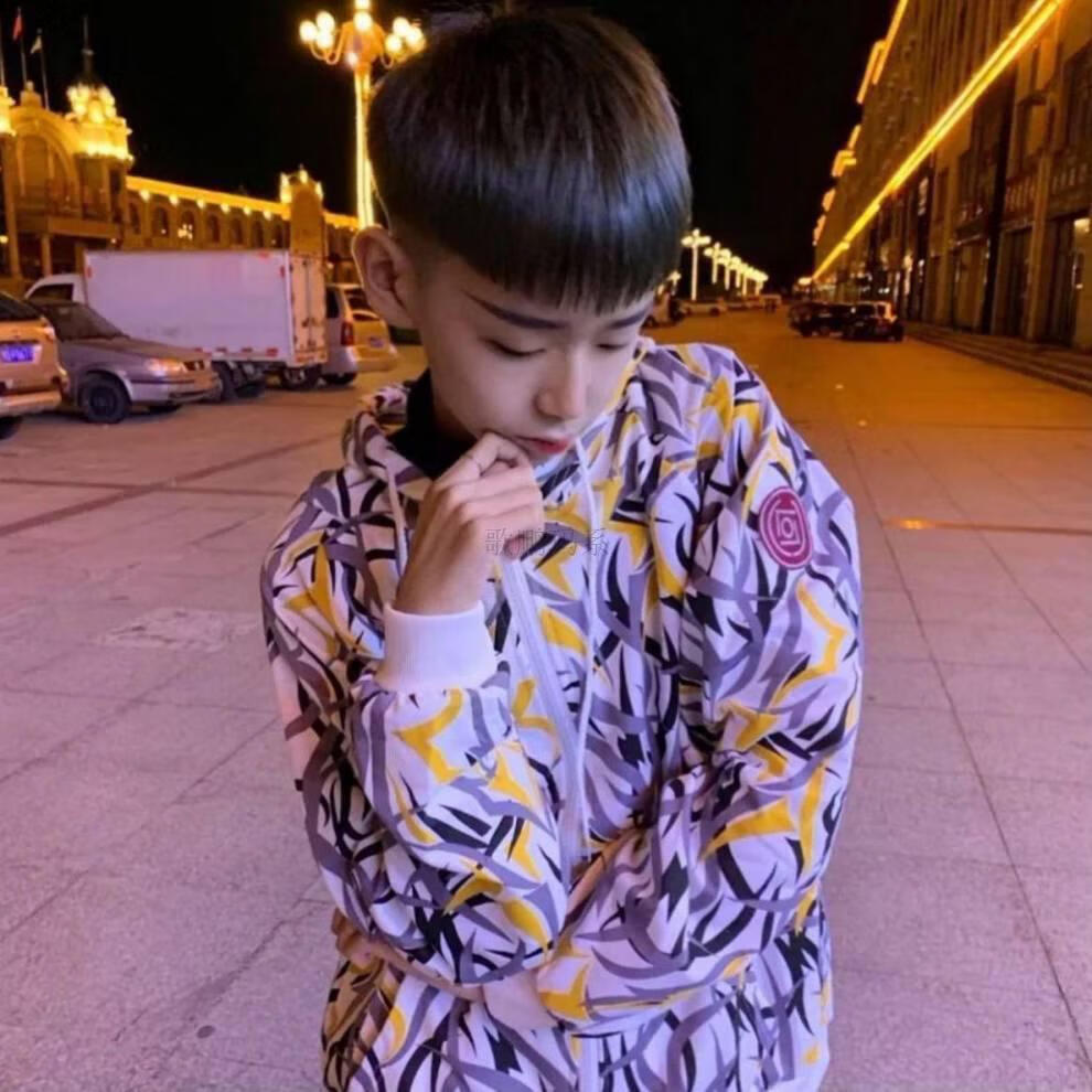 轻奢快手网红张琪笙同款满印荆棘情侣外套男女潮牌bf宽松长袖上衣外套