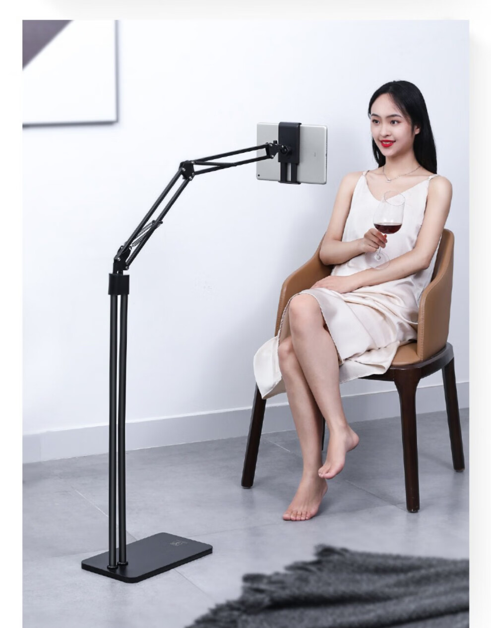 小天手机平板电脑懒人支架万能通用ipad落地床上床头跑步机悬臂用pad