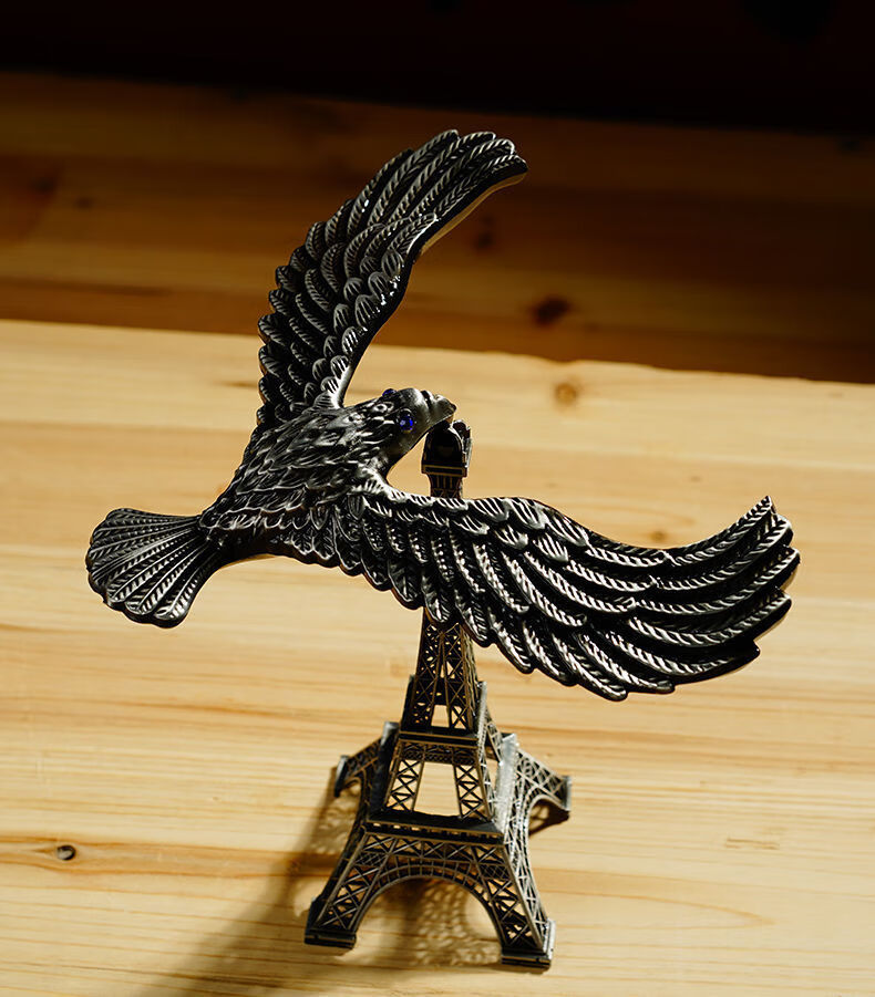 乔时姿 平衡鹰悬浮反重力埃菲尔铁塔模型金属工艺品小摆件 灰古铜平衡