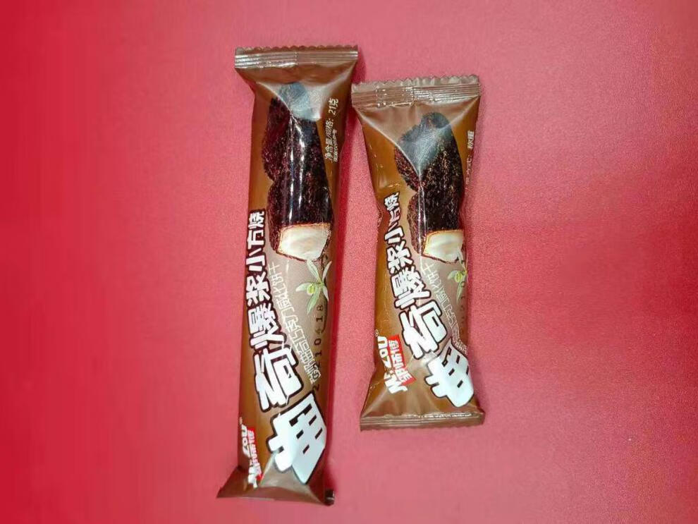 年货零食网红邹师傅曲奇爆浆小方零食烧酸奶巧克力味威化饼干独立包装
