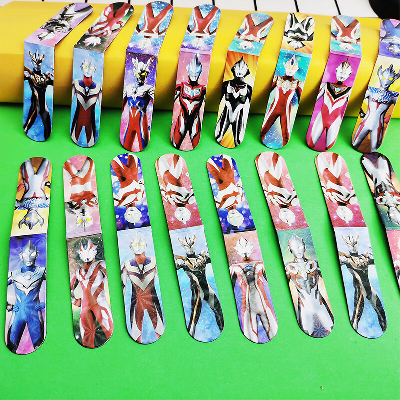 奥特曼磁性书签 奥特曼磁性书签赛罗小学生磁吸动漫人物 柯南书签三卡