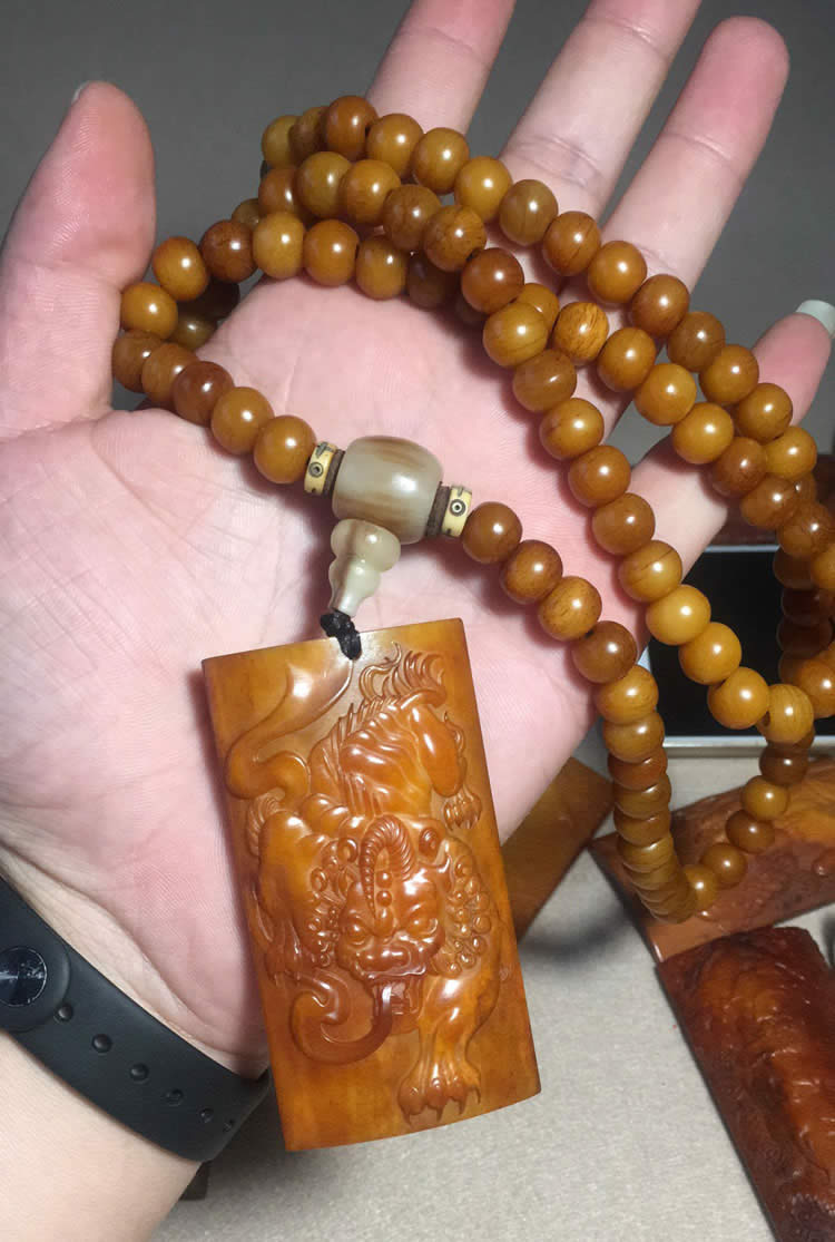西藏保真牦牛骨吊坠小金刚星月菩提文玩配饰雕刻牌子108颗男 持刀关公