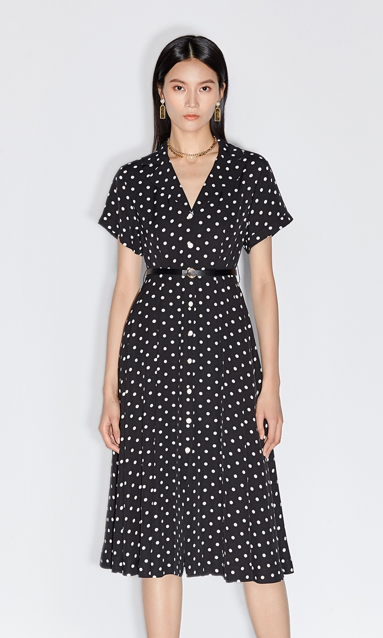 ochirly欧时力新款夏装赫本风波点腰带a字法式浪漫连衣裙收腰杏色870