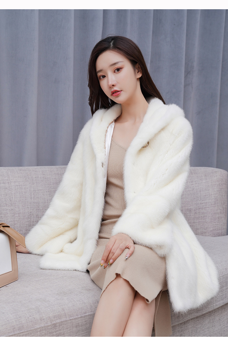貂皮大衣女中长款整貂皮草外套貂皮2020冬季新款带连帽年轻款 白色 l