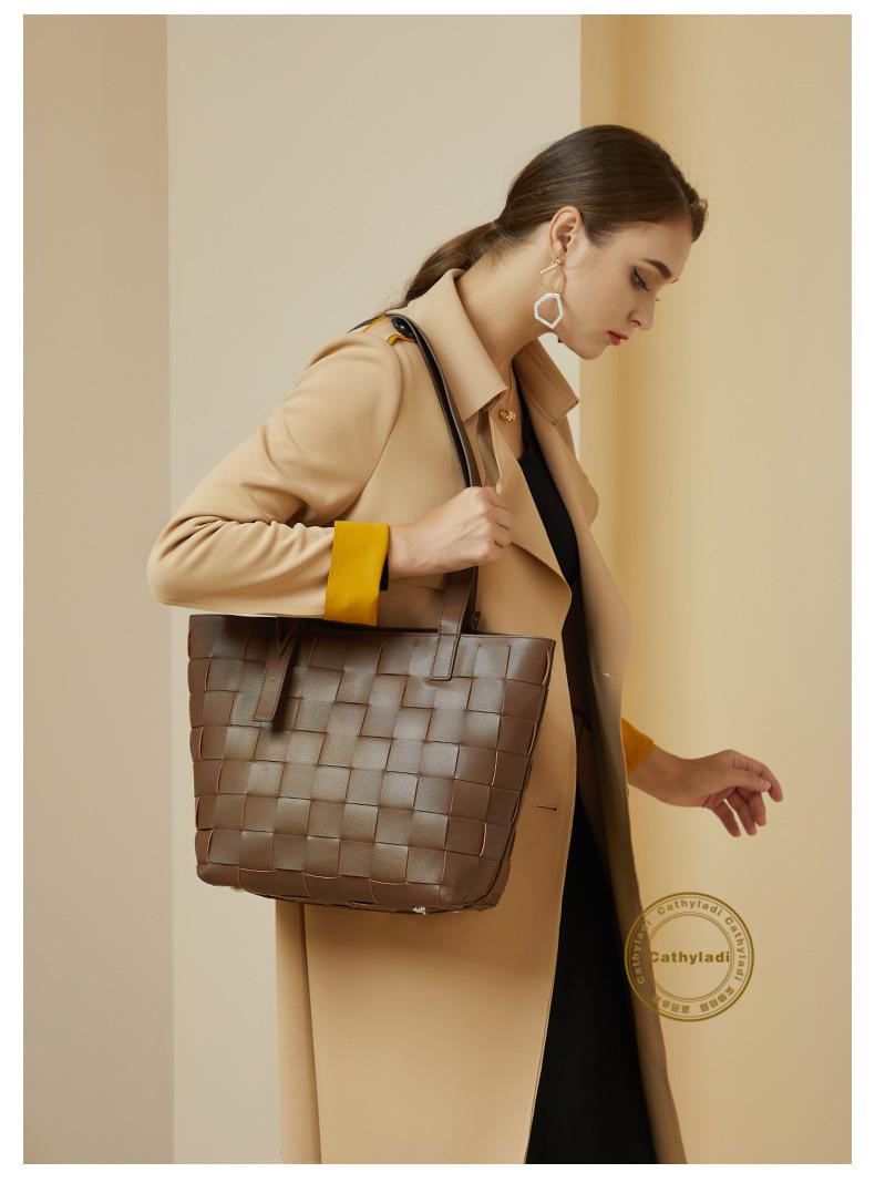 cathyladi2022春季新款女包大容量编织真皮女包百搭单