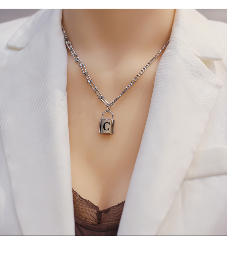 ck气质字母c小锁项链吊坠饰品男女情侣毛衣链嘻哈hiphop街头韩版in