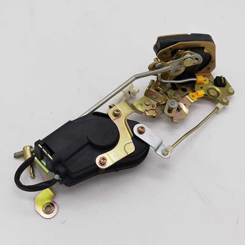 电动车锁块雷丁比德文宝路达汉唐海全众新电动汽车车门锁体带中控 右