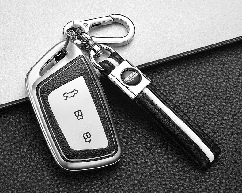 新宝骏rm5汽车钥匙套宝骏rs3rs5rc6rc5e300专用钥匙包扣壳男女升级皮