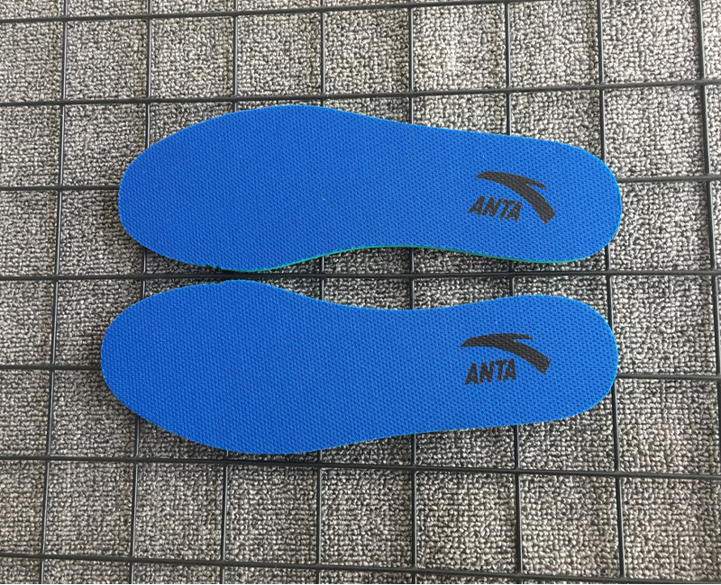 适配安踏男女运动鞋鞋垫防臭透气吸汗高弹力舒适柔软鞋垫黑色40