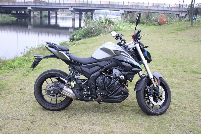 适用于无极500r改装护杠保险杠防摔竞技杠发动机护杠保护杠尾架后货架