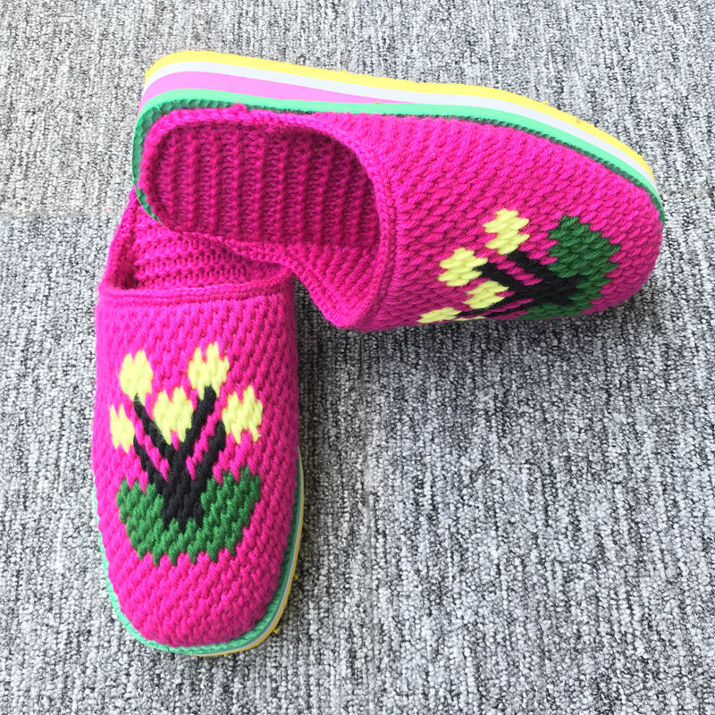 条纹鞋底材质:橡胶风格:休闲风制鞋工艺:缝制鞋鞋跟形状:坡跟款式棉 