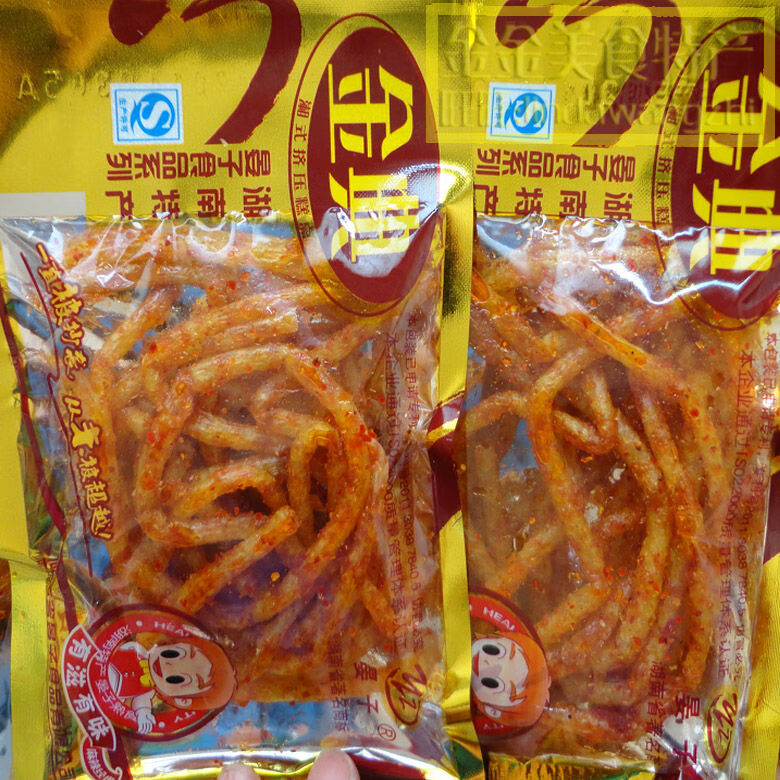 金典辣条丝小时候的经典麻辣80后儿时怀旧小零食校园辣丝金典30包