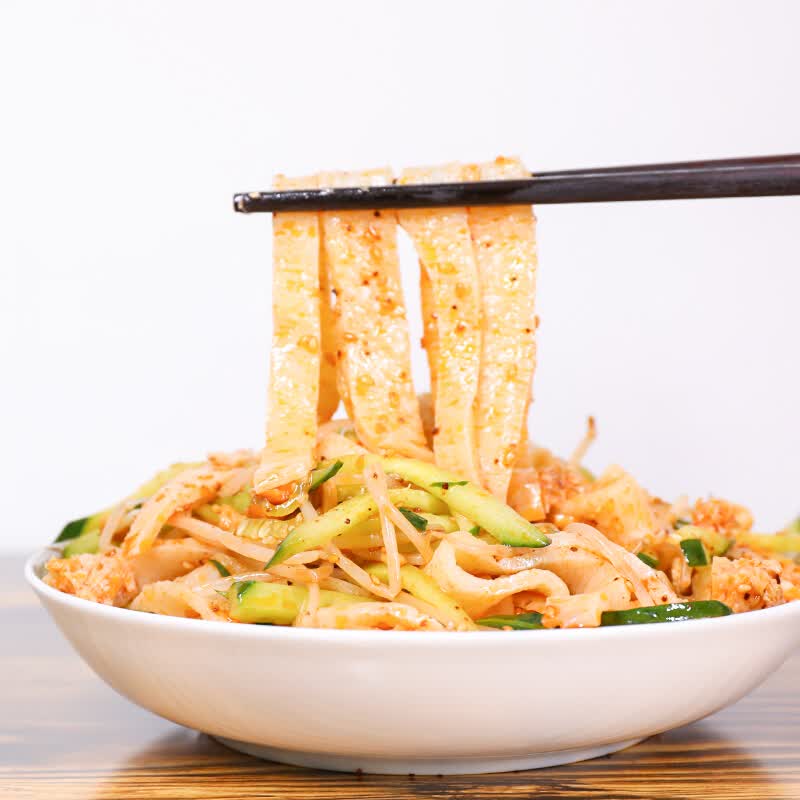 苏北特产宿迁擀面皮徐州邳州睢宁泗阳小吃泗洪面皮陕西凉皮面食萌妖小