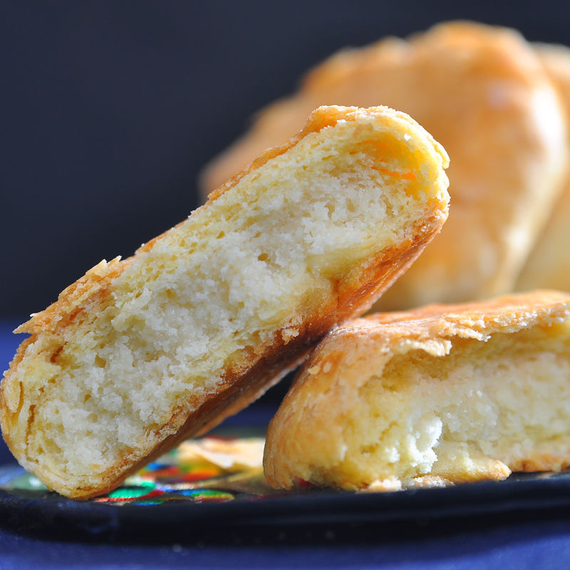 奶皮子烧饼奶豆腐芝士内蒙古兴安盟特产月饼烤饼传统手工糕点月饼奶皮