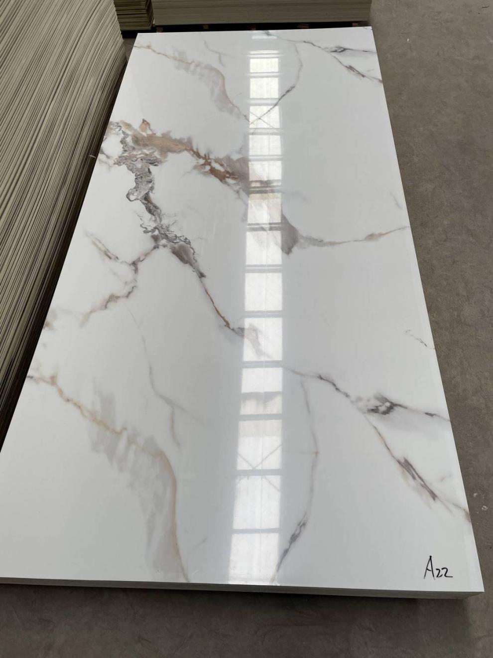 碳晶板护墙板木饰面板pet高光纹竹木纤维护轻奢木饰面板pee材质 pet