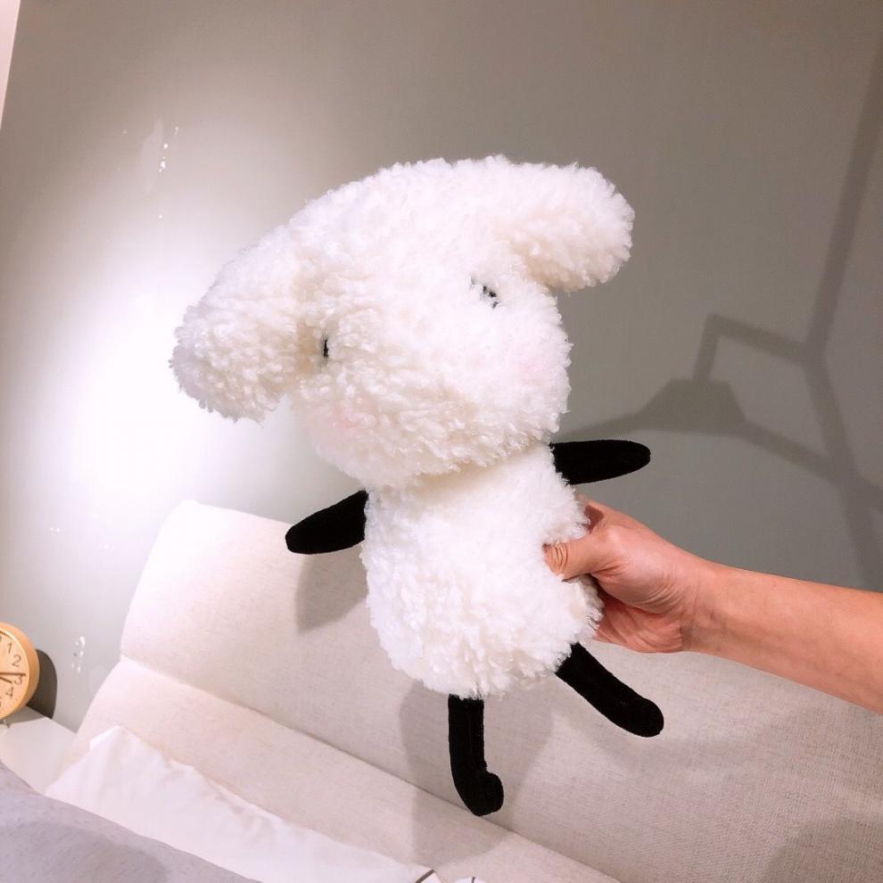 易烊千玺明星同款抱枕一只羊手绘风易只羊偶像毛绒玩偶公仔礼物 65