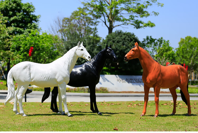 大型户外仿真动物白马玻璃钢雕塑模型摆件小区公园林景观落地装饰站立