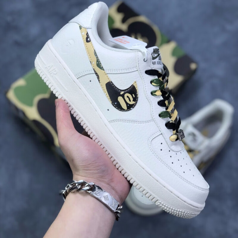 纯原空军一号 全掌内置蜂窝气垫运动休闲板鞋辽象运动户外旗舰店 咖啡