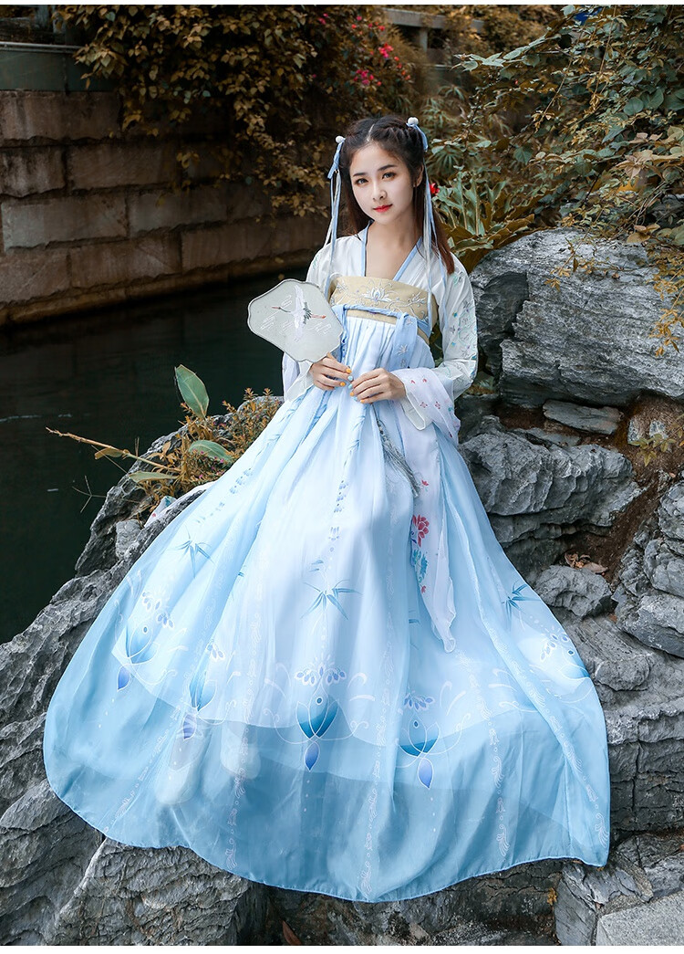 高端轻奢春樱汉服女中国风学生樱花超仙齐腰古装仙气飘逸古风明制齐胸